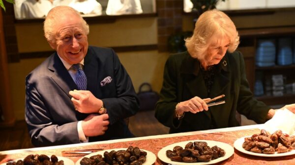 Le roi Charles III et la reine Camilla s’engagent dans une action caritative pour le Ramadan