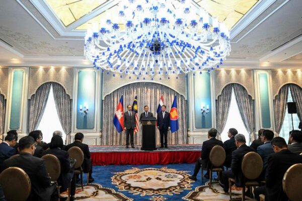 Kamboja et Thaïlande se préparent à des pourparlers sur un cessez-le-feu en Malaisie