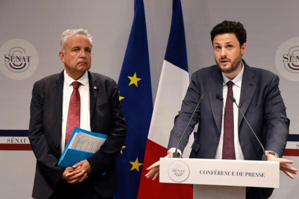 Scandale de l’eau : Nestlé et le gouvernement français accusés d’escroquerie massive