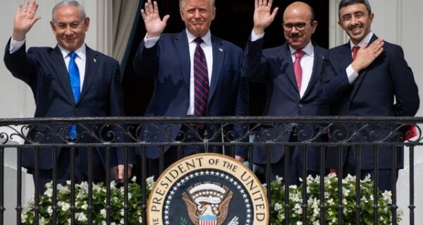 Les États-Unis se tournent vers la diplomatie pour résoudre les tensions au Moyen-Orient