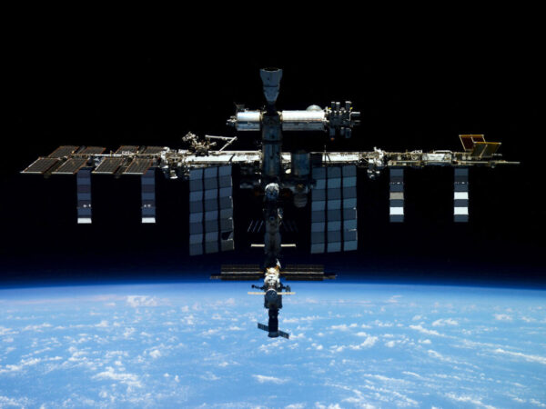La Russie et les États-Unis s’engagent à prolonger l’exploitation de la Station spatiale internationale jusqu’en 2028