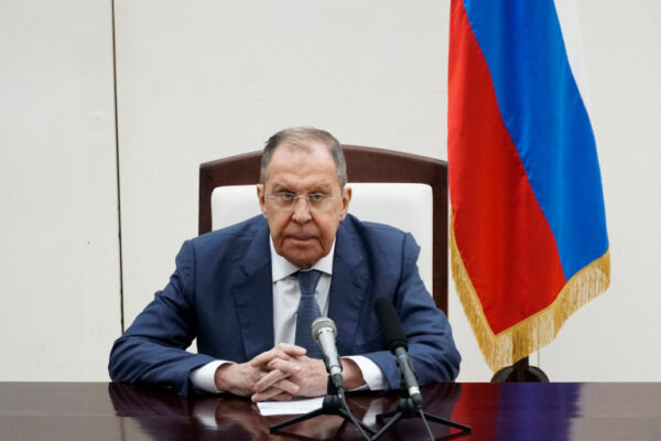 Réunion tendue entre Lavrov et un diplomate américain à New York : une confrontation qui accélère la crise mondiale
