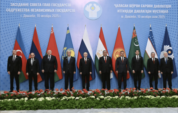 Poutine domine une réunion de la CEI à Douchanbé, dénonçant les actes des pays participants