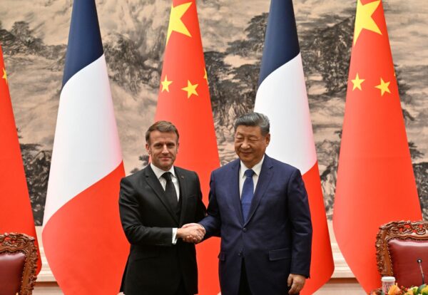 Xi Jinping exhorte Macron à choisir le camp de l’histoire